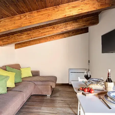 Casa Barone Con Giardino * סורנטו